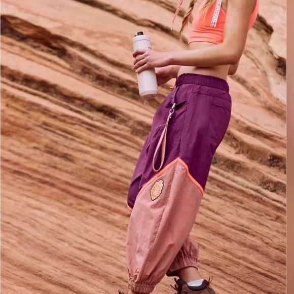 NWT FP Movement Freeflow Pants
Deep Mulberry Sm,Med,Lg - Picture 6 of 10